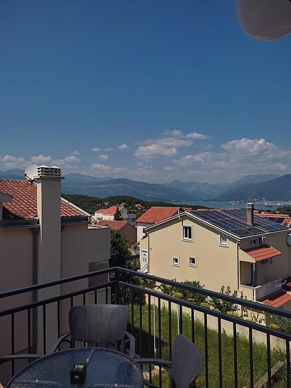 Apartments Vranes Tivat Exterior foto